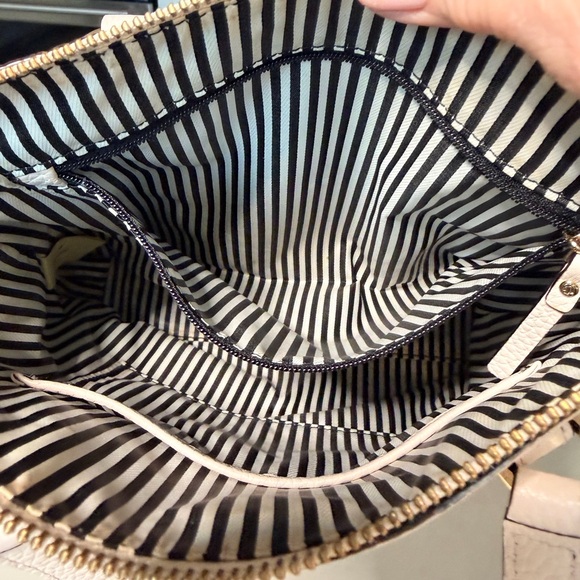 Kate Spade Cream Leather Crossbody Bag - Picture 7 of 8